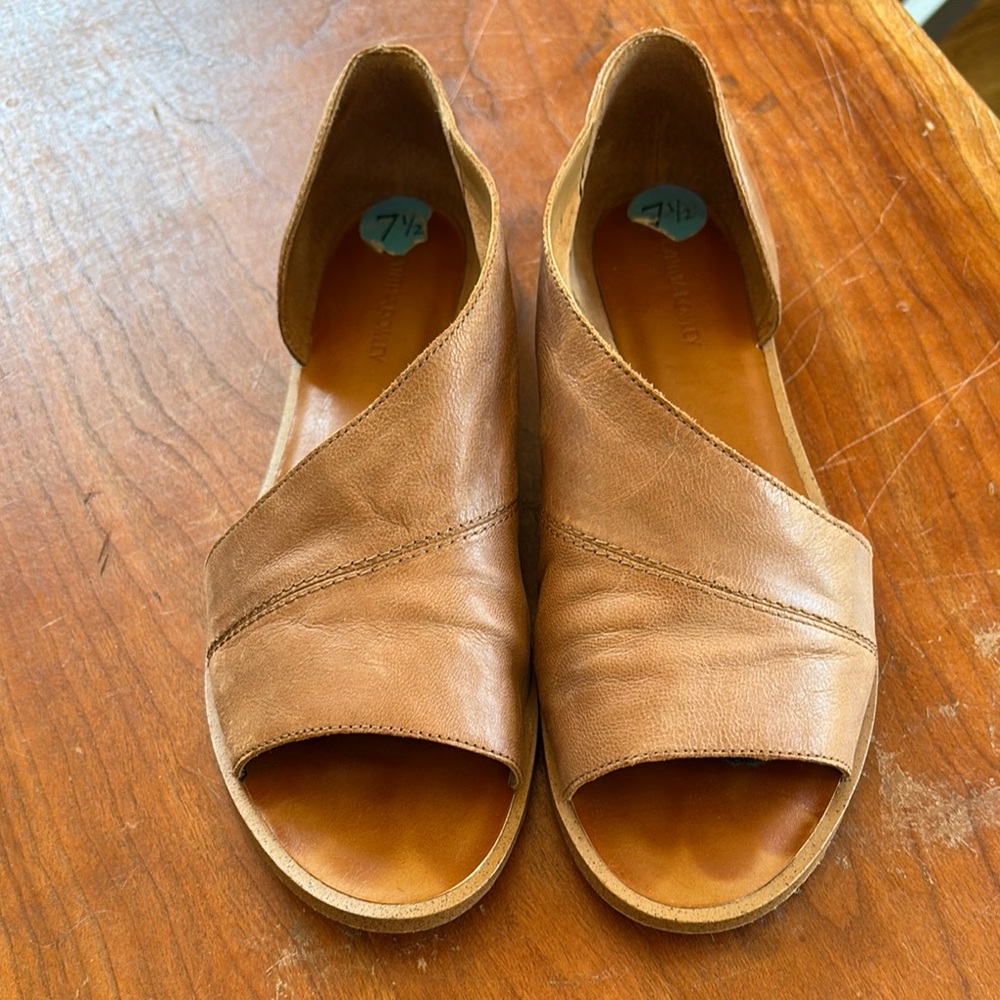 Women's Tan Leather Shoes